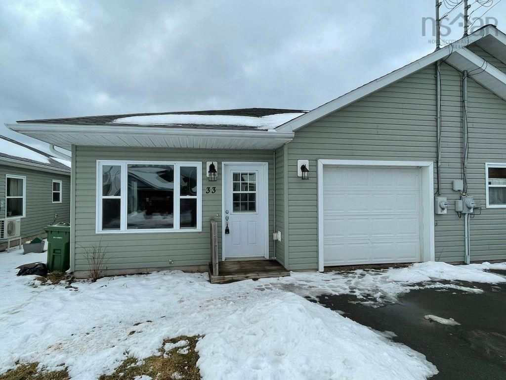 Main Photo: 33 Fairbanks Avenue in Greenwich: Kings County Residential for sale (Annapolis Valley)  : MLS®# 202203287