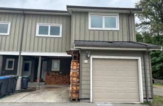 Photo 1: 15 39752 GOVERNMENT Road in Squamish: Northyards Townhouse for sale in "Mountain View Manor" : MLS®# R2839226