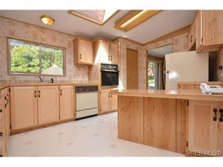 Photo 7: 522 Elizabeth Ann Dr in VICTORIA: Co Latoria House for sale (Colwood)  : MLS®# 602694