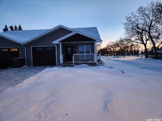 Photo 1: 523 B Stovel Avenue West in Melfort: Residential for sale : MLS®# SK910430