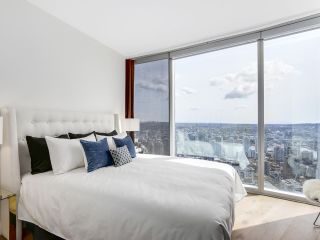 Photo 19: 4703 938 NELSON Street in Vancouver: Downtown VW Condo for sale in "One Wall Centre" (Vancouver West)  : MLS®# R2155390