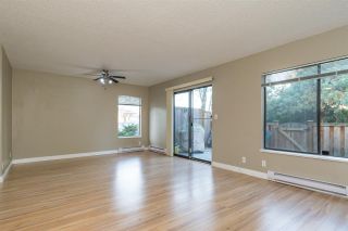 Photo 7: 131 13880 74 Avenue in Surrey: East Newton Townhouse for sale in "WEDGEWOOD ESTATES" : MLS®# R2227734