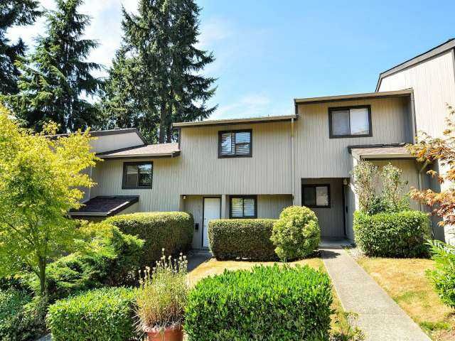 Main Photo: 887 CUNNINGHAM Lane in Port Moody: North Shore Pt Moody Townhouse for sale in "WOODSIDE VILLAGE" : MLS®# V1021537