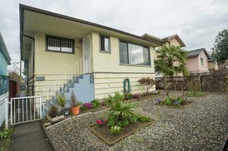 Photo 1: 3556 KNIGHT Street in Vancouver: Knight House for sale (Vancouver East)  : MLS®# R2042829