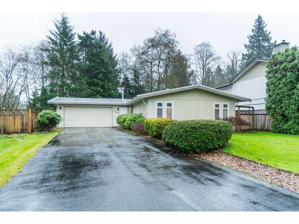 Main Photo: 4998 203A Street in Langley: Langley City House for sale : MLS®# R2419595