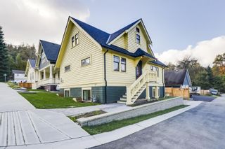 Photo 2: 2133 ST ANDREWS Street in Port Moody: Port Moody Centre House for sale : MLS®# R2511945