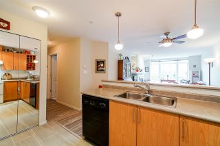 Photo 6: 310 3142 ST JOHNS Street in Port Moody: Port Moody Centre Condo for sale in "Sonrisa" : MLS®# R2469785
