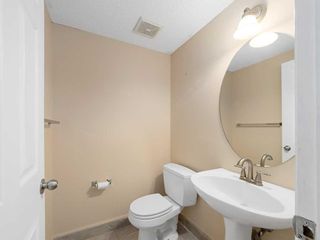Photo 13: 304 Mckenzie Towne Link SE in Calgary: McKenzie Towne Row/Townhouse for sale : MLS®# A2070329