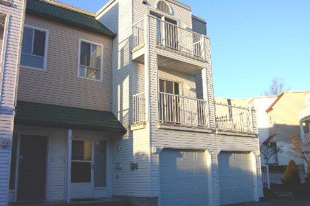 Main Photo: Three bedroom family townhome-great price!