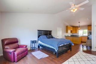 Photo 15: RAMONA House for sale : 3 bedrooms : 460 Pile St