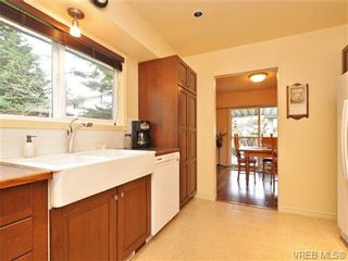 Photo 6: 539 Phelps Ave in VICTORIA: La Thetis Heights House for sale (Langford)  : MLS®# 725643