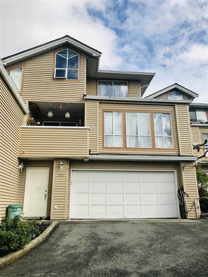 Main Photo: 1122 CLERIHUE Road in Port Coquitlam: Citadel PQ Townhouse for sale : MLS®# R2355675