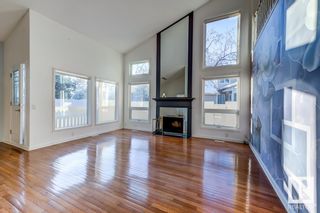 Photo 1: 1061 109 Street in Edmonton: Zone 16 House Half Duplex for sale : MLS®# E4369544