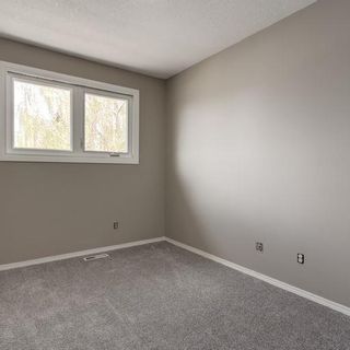 Photo 26: 56 Rundlefield Close NE in Calgary: Rundle Detached for sale : MLS®# A2052186