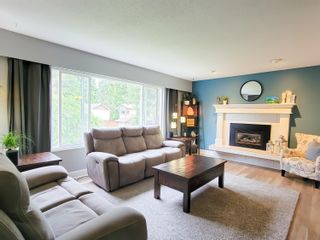 Photo 5: 3573 HAMILTON Street in Port Coquitlam: Lincoln Park PQ House for sale in "Lincoln Park" : MLS®# R2883691