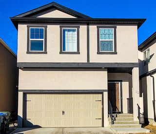 Photo 1: 33 Covecreek Mews NE in Calgary: Coventry Hills Detached for sale : MLS®# A2020019