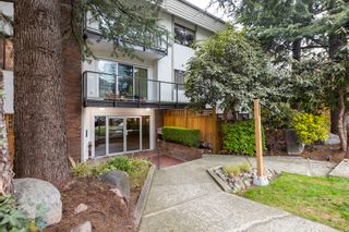 Main Photo: 302 1515 CHESTERFIELD Avenue in North Vancouver: Central Lonsdale Condo for sale : MLS®# R2866654