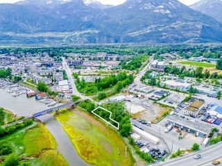 Main Photo: 1492 PEMBERTON Avenue in Squamish: Downtown SQ Industrial for sale : MLS®# C8059078