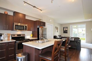Photo 3: 143 13819 232 Street in Maple Ridge: Silver Valley Townhouse for sale in "BRIGHTON" : MLS®# R2038564