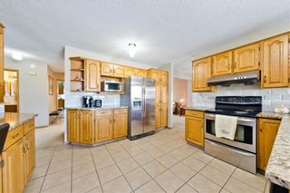Photo 6: 388 Hawkland Circle NW in Calgary: Hawkwood Detached for sale : MLS®# A2034492