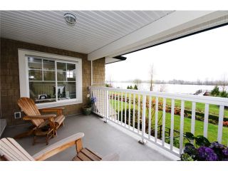 Photo 9: 4 19452 FRASER Way in Pitt Meadows: South Meadows Townhouse for sale in "SHORELINE" : MLS®# V881557