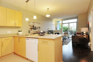 Photo 16: 210 688 E 17TH Avenue in Vancouver: Fraser VE Condo for sale (Vancouver East)  : MLS®# V963864