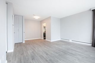 Photo 4: 702 1219 HARWOOD Street in Vancouver: West End VW Condo for sale in "CHELSEA" (Vancouver West)  : MLS®# R2313439
