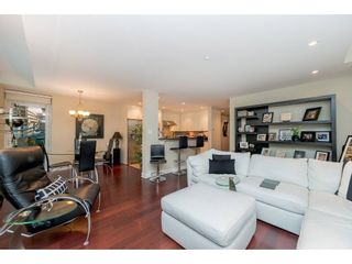 Photo 10: 102 14824 NORTH BLUFF Road: White Rock Condo for sale in "The Belaire" (South Surrey White Rock)  : MLS®# R2247424