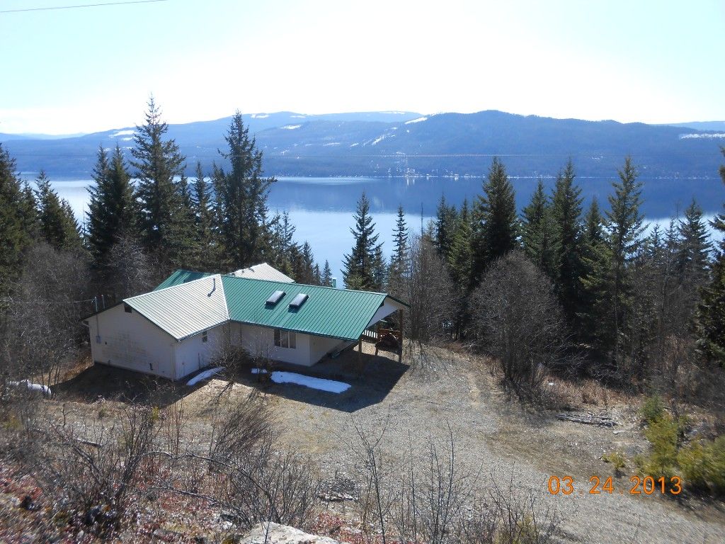 Main Photo: 6471 Lindsay  Road # 25 in Magna Bay: House for sale : MLS®# 10062618