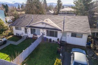 Photo 1: 32860 - 32862 5TH Avenue in Mission: Mission BC Duplex for sale : MLS®# R2534567