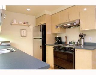 Photo 5: 305 1008 CAMBIE Street in Vancouver: Downtown VW Condo for sale in "WATERWORKS" (Vancouver West)  : MLS®# V660144