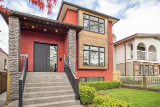 Photo 2: 575 E 45TH Avenue in Vancouver: Fraser VE House for sale (Vancouver East)  : MLS®# R2871831