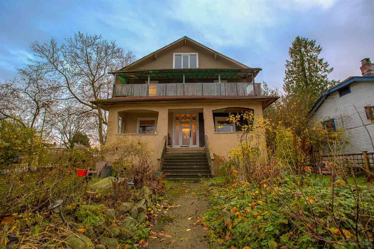 Main Photo: 2798 YALE Street in Vancouver: Hastings East House for sale (Vancouver East)  : MLS®# R2222270