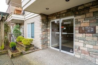 Photo 3: 406 33502 GEORGE FERGUSON Way in Abbotsford: Central Abbotsford Condo for sale : MLS®# R2864048