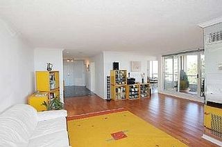 Photo 3: 20 GUILDWOOD PKWY in TORONTO: Condo for sale