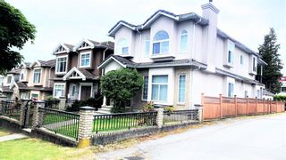 Main Photo: 5323 DUMFRIES Street in Vancouver: Knight House for sale (Vancouver East)  : MLS®# R2787663