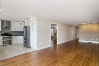 Photo 4: 16 N HOLDOM Avenue in Burnaby: Capitol Hill BN House for sale (Burnaby North)  : MLS®# R2162276