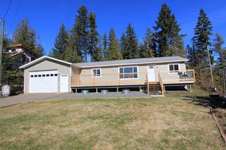 Photo 1: 5275 Meadow Creek Crescent in Celista: Manufactured Home for sale : MLS®# 10113424