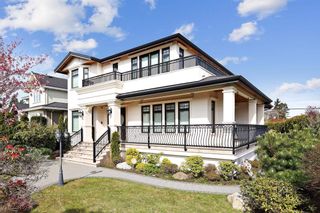 Photo 2: 2419 MCMULLEN Avenue in Vancouver: Quilchena House for sale (Vancouver West)  : MLS®# R2675422