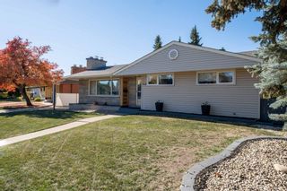 Photo 5: 279 Lynnwood Way in Edmonton: Zone 22 House for sale : MLS®# E4273567