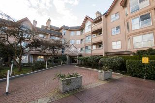 Photo 2: 310 7435 121A Street in Surrey: West Newton Condo for sale in "Strawberry Hill Estates II" : MLS®# R2552365