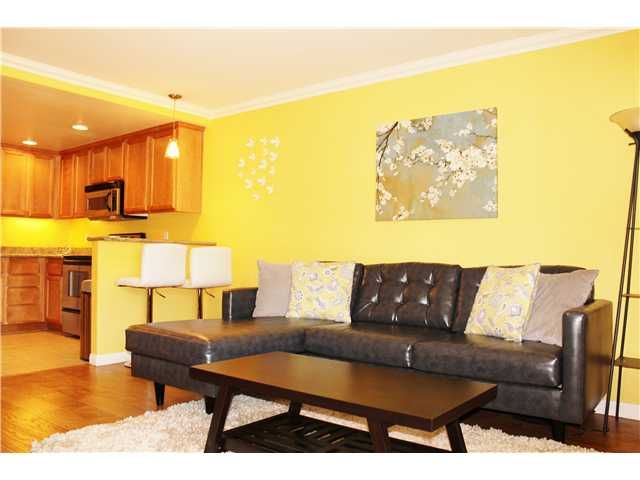 Main Photo: CROWN POINT Condo for sale : 1 bedrooms : 3993 Jewell Street #B1 in San Diego