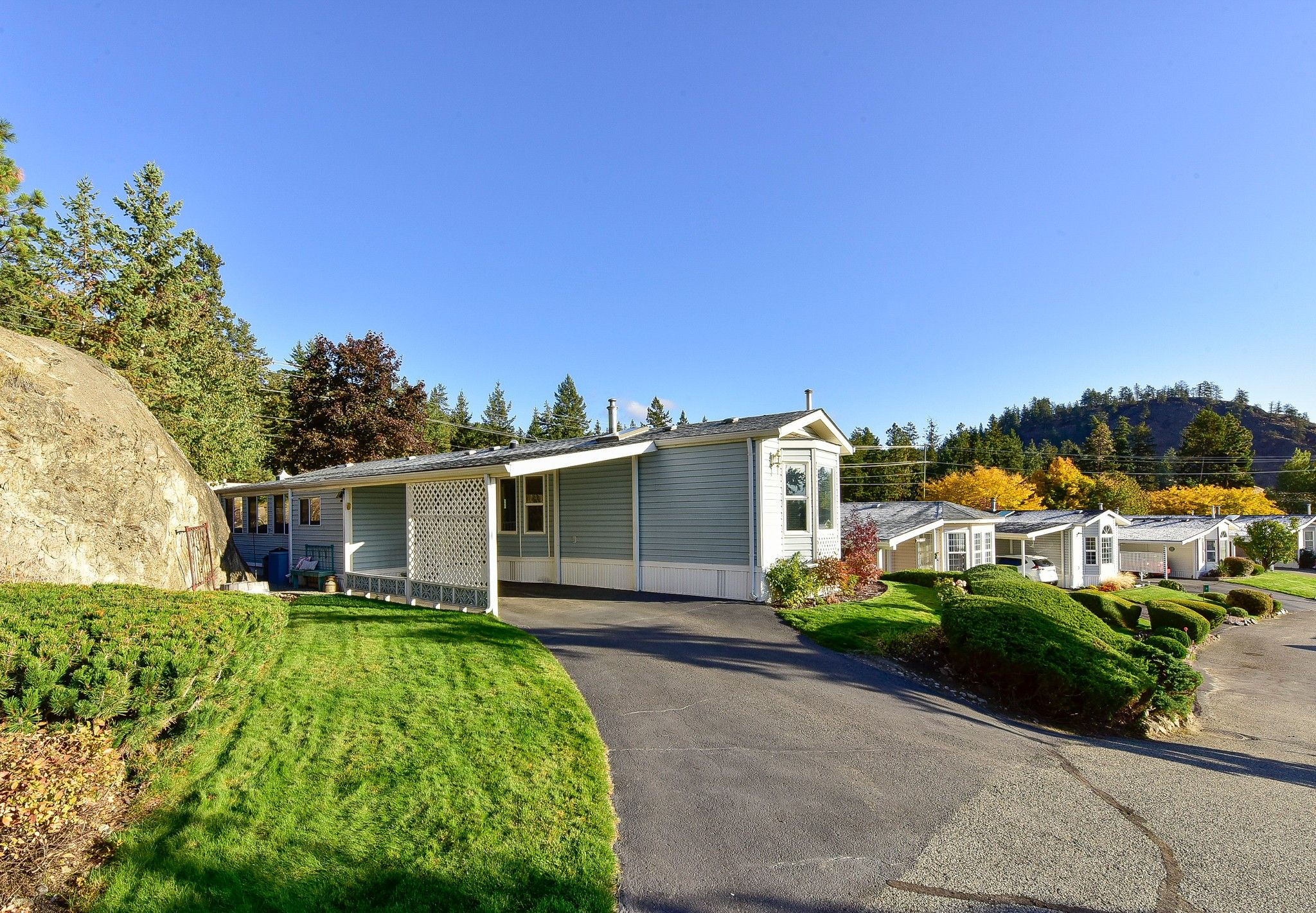 Main Photo: 1 1850 Shannon Lake Road in West Kelowna: Shannon Lake House for sale (Central Okanagan)  : MLS®# 10241623