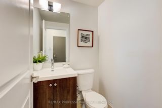 Photo 17: 1004 1 Old Mill Drive in Toronto: High Park-Swansea Condo for sale (Toronto W01)  : MLS®# W8245164