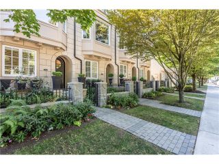 Photo 1: 910 W 13TH Avenue in Vancouver: Fairview VW Townhouse for sale in "THE BROWNSTONE" (Vancouver West)  : MLS®# V1140268