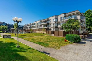 Photo 24: 302 1840 E SOUTHMERE Crescent in White Rock: Sunnyside Park Surrey Condo for sale in "SOUTHMERE MEWS" (South Surrey White Rock)  : MLS®# R2878940