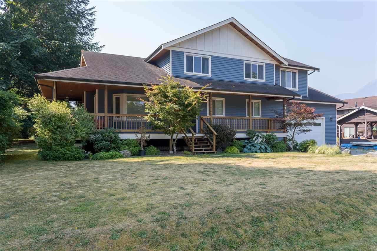 Main Photo: 2180 READ Crescent in Squamish: Garibaldi Estates House for sale : MLS®# R2235684