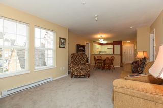 Photo 7: 403 1363 56TH Street in Tsawwassen: Cliff Drive Condo for sale in "WINDSOR WOODS" : MLS®# V985604
