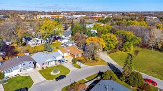 Photo 37: 119 Knightsbridge Drive in Winnipeg: Meadowood Residential for sale (2E)  : MLS®# 202225160