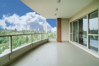 Photo 13: 802 6838 STATION HILL Drive in Burnaby: South Slope Condo for sale in "BELGRAVIA" (Burnaby South)  : MLS®# R2196432